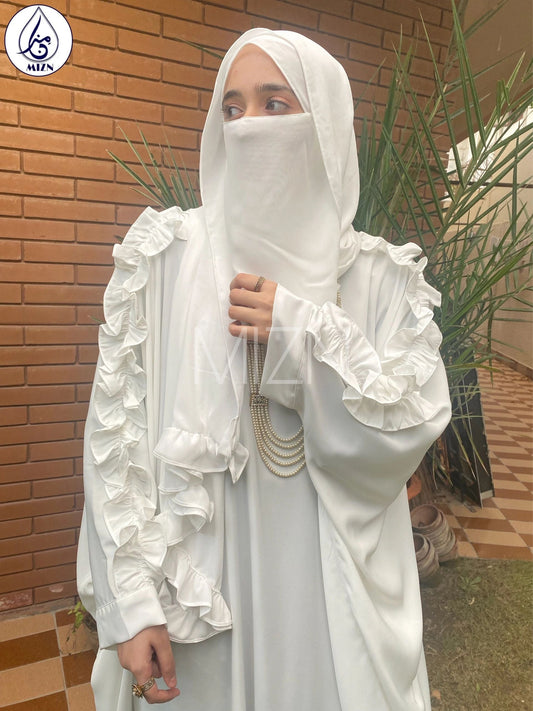 DIVINE with hijab