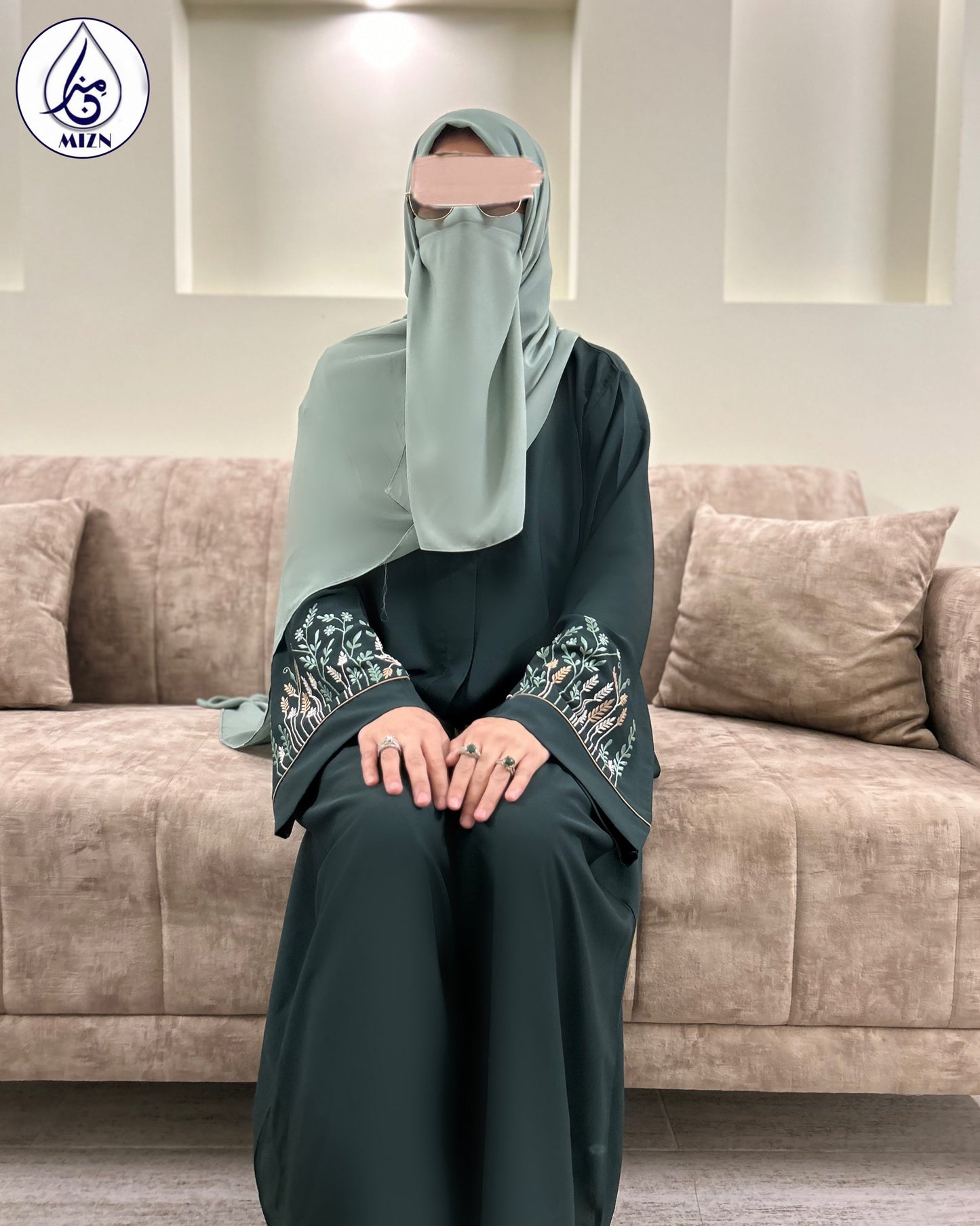 SHAJR ABAYA