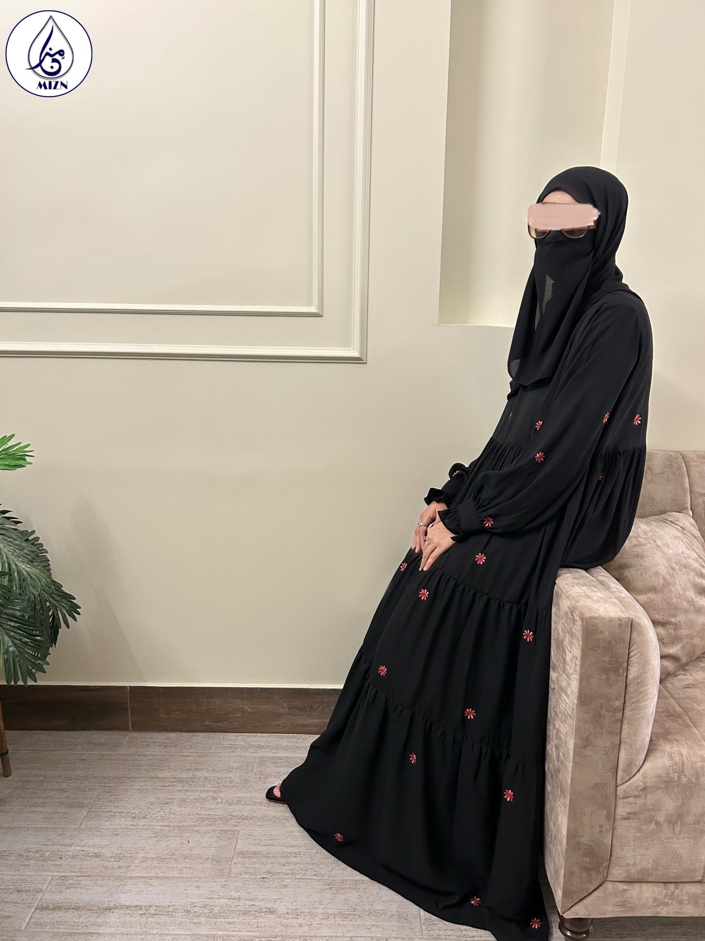 FLORA ABAYA