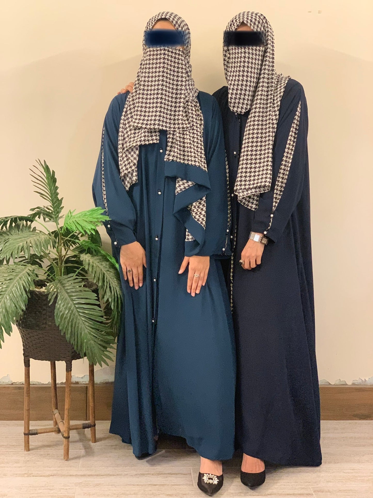 MAZE ABAYA