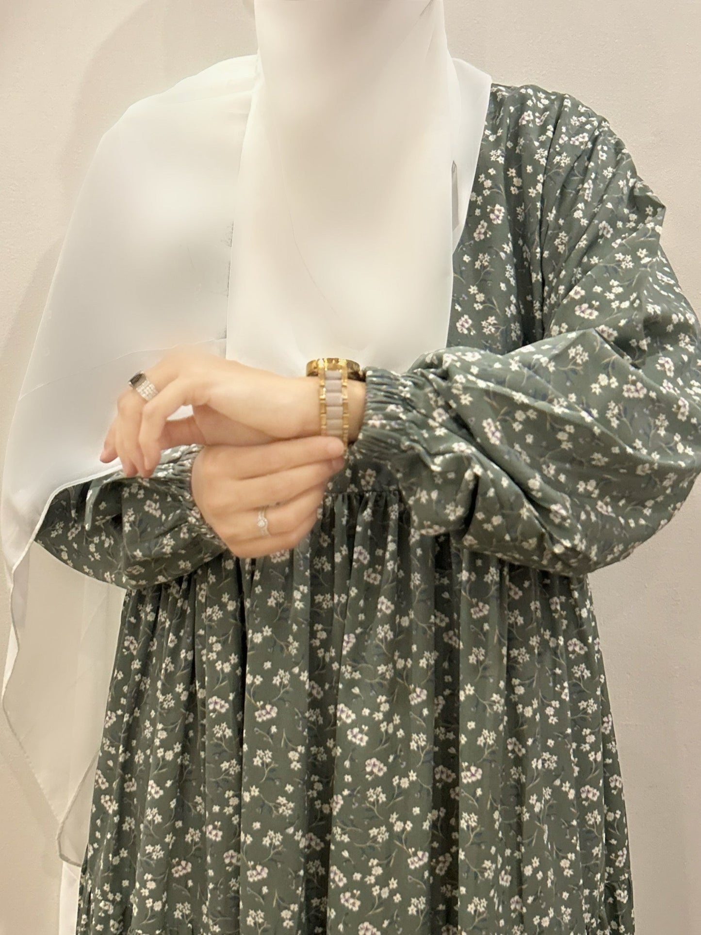 MINT ABAYA