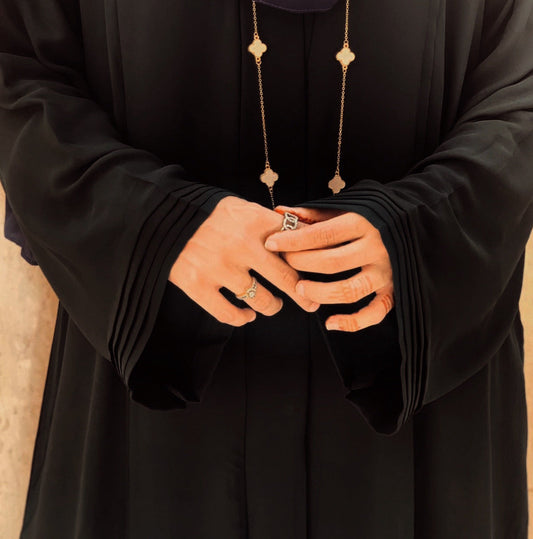 BLACK CLASSIC